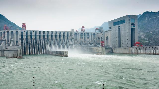 水力壓縮空氣的儲能系統(tǒng)：提升水電站能效，降低能源浪費